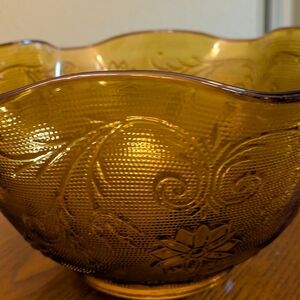 Vintage Tiara Amber Glass Decorative Bowl